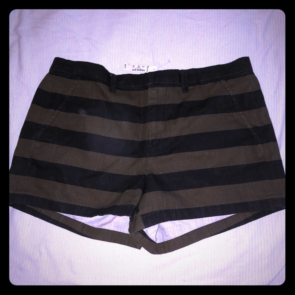 Army green and black striped twill Madewell shorts